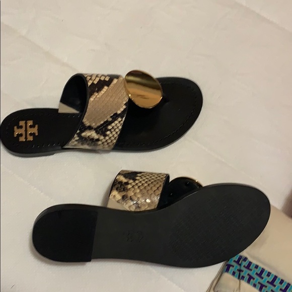 NWT Tory Burch® Patos Snakeskin-Embossed Leather Thong Sandals - Picture 10 of 10